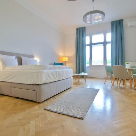 Europest Luxury Suites Budapest Exterior photo