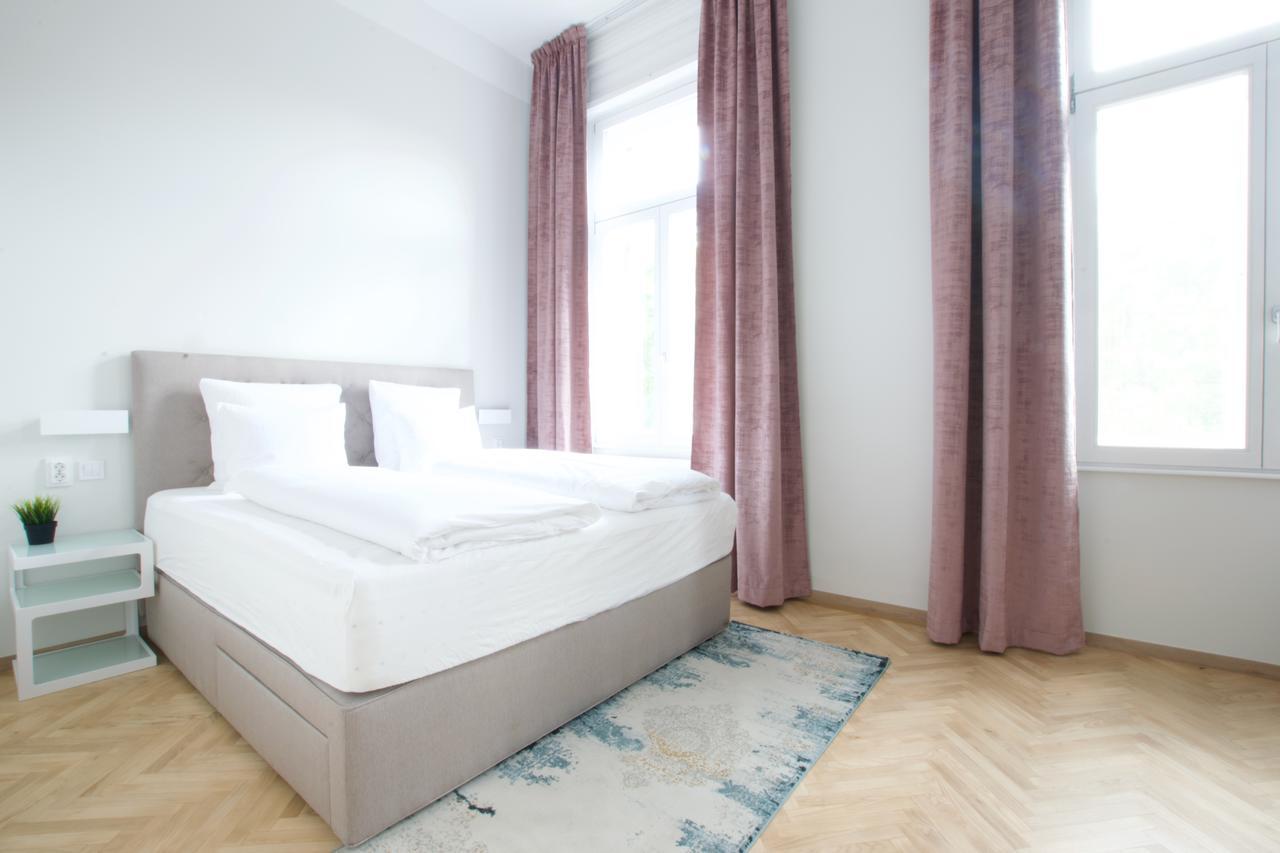 Europest Luxury Suites Budapest Exterior photo