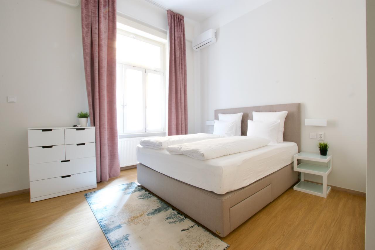 Europest Luxury Suites Budapest Exterior photo